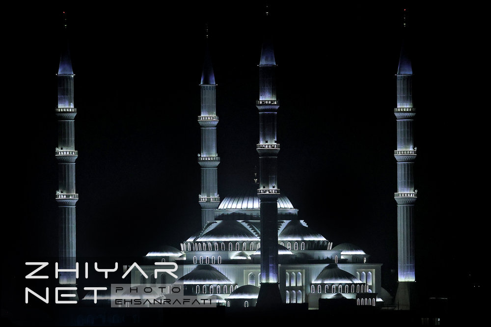 مسجد جامع مکی زاهدان