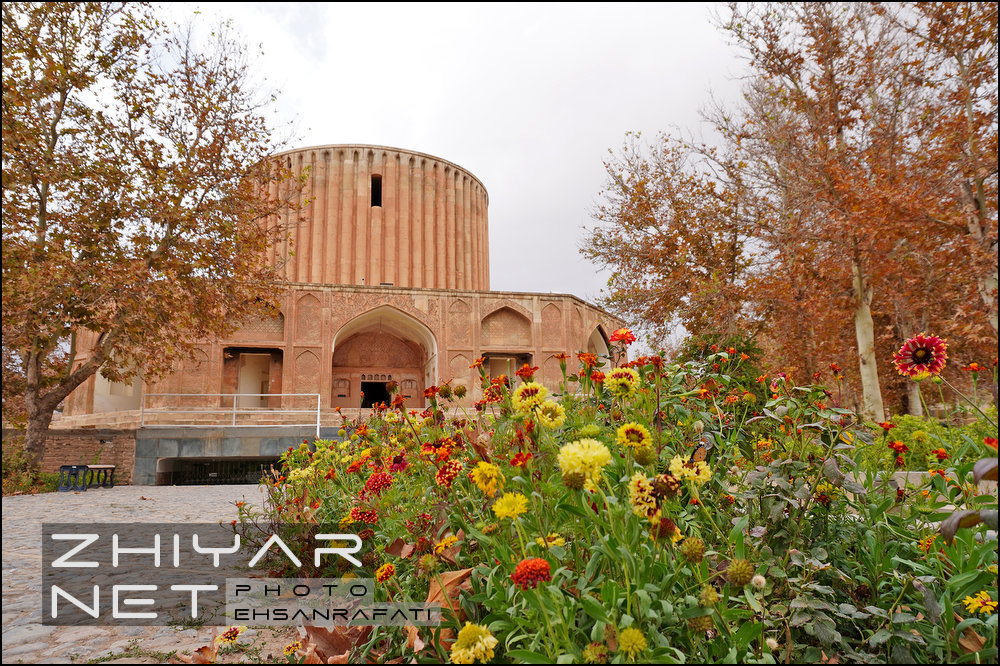 کاخ خورشید کلات نادری
