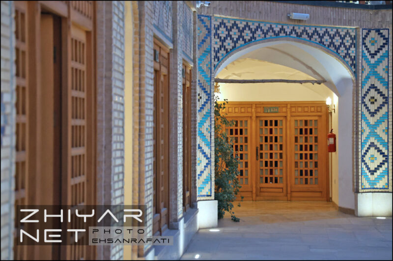 هتل کاروانیکا وکیل کرمان