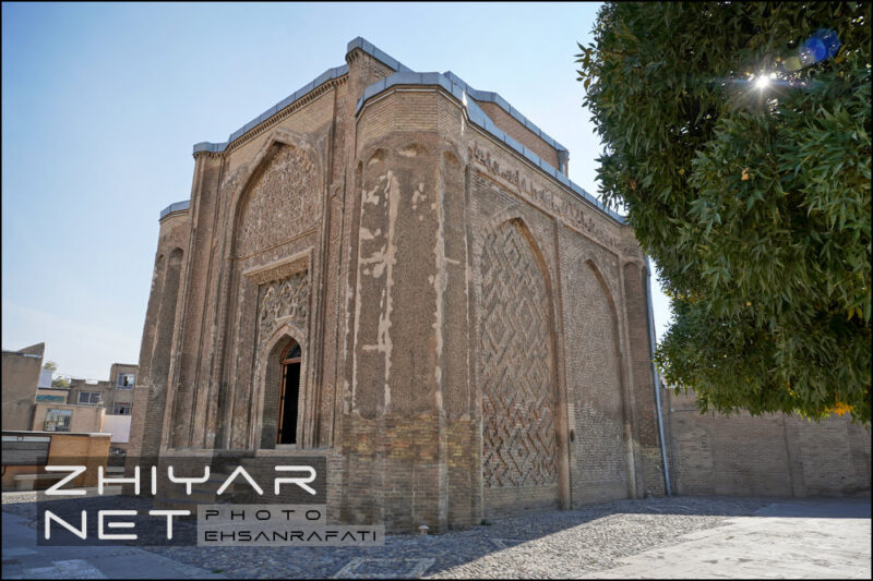 گنبد علویان همدان
