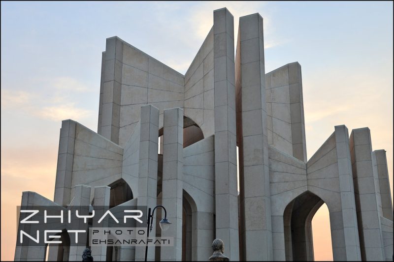 مقبره شعرا تبریز