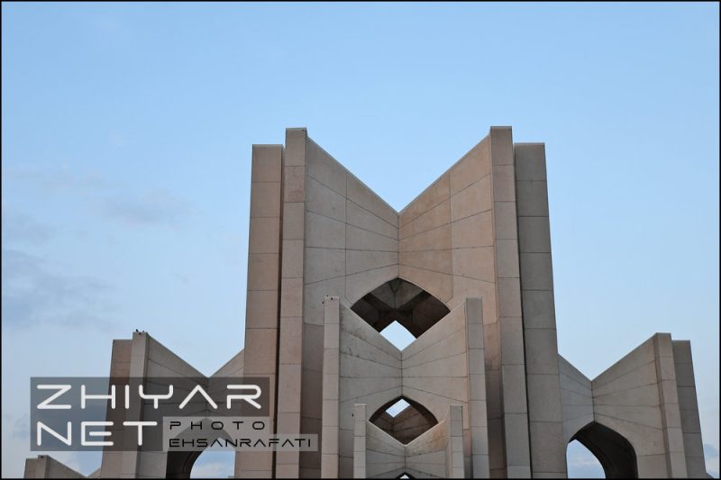 مقبره شعرا تبریز