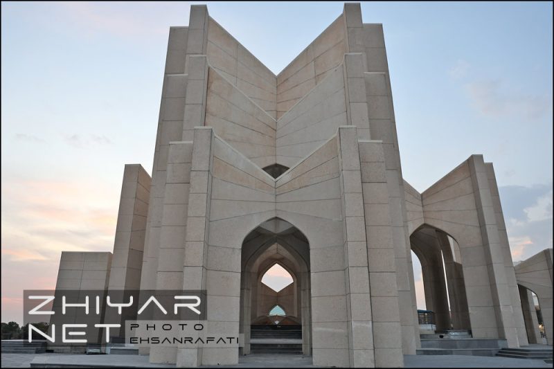 مقبره شعرا تبریز