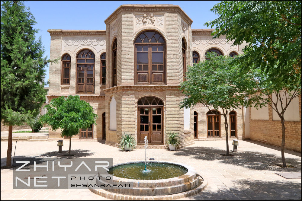 موزه اقوام (خانه باقری‌ها) گرمسار