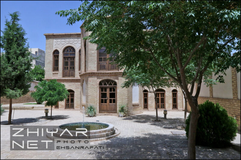موزه اقوام (خانه باقریها) گرمسار
